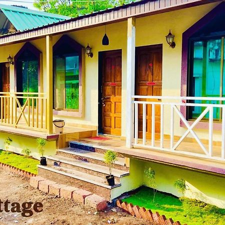 Asbii Cottage Mumbai Exterior photo